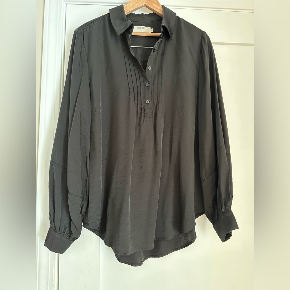 Cream blouse Black US6